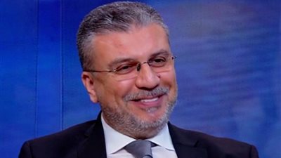 عمرو الليثي بعد تكريمه من جامعة مصر: ابتعدوا عن الشائعات