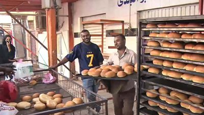 «التموين» تنفي تبعية المخابز السودانية لها، والشعبة ترد: بتشتري دقيق حر