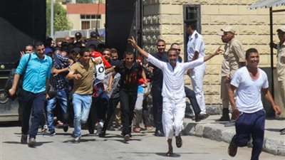 برلماني: الإفراج عن المحبوسين احتياطياً يتماشى مع رؤية الحوار الوطني