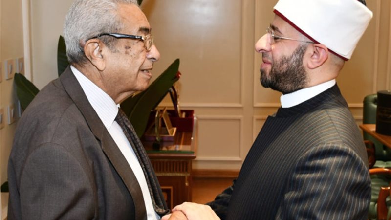 وزير الأوقاف ووفد هيئة الأوقاف القبطية