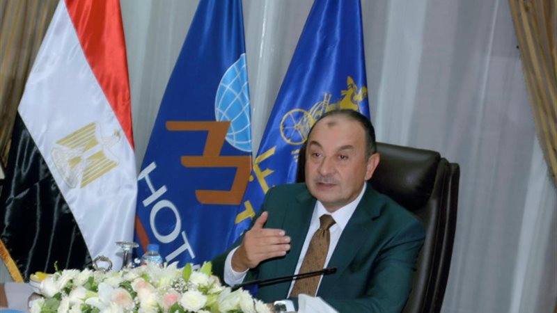 وزير قطاع الأعمال العام المهندس محمد شيمي