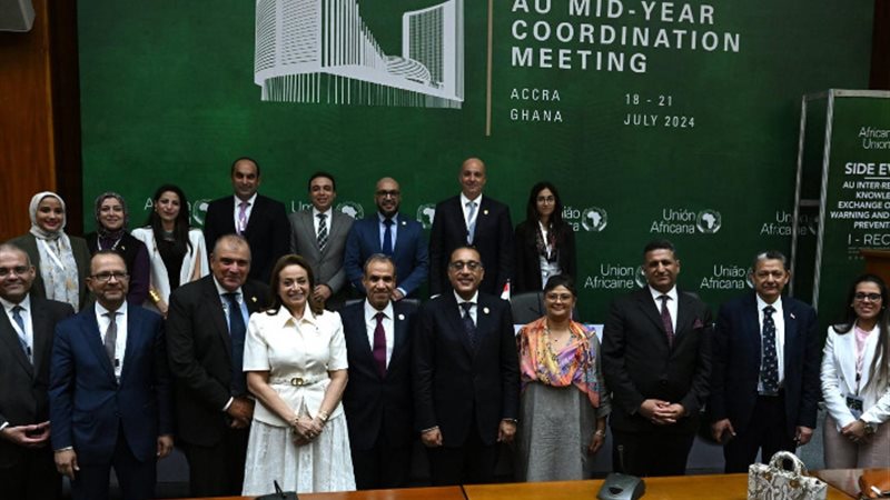رئيس الوزراء خلال اللقاء