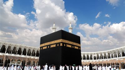 أسعار عمرة يناير 2025، الفئة الاقتصادية تصل لـ35 ألف جنيه