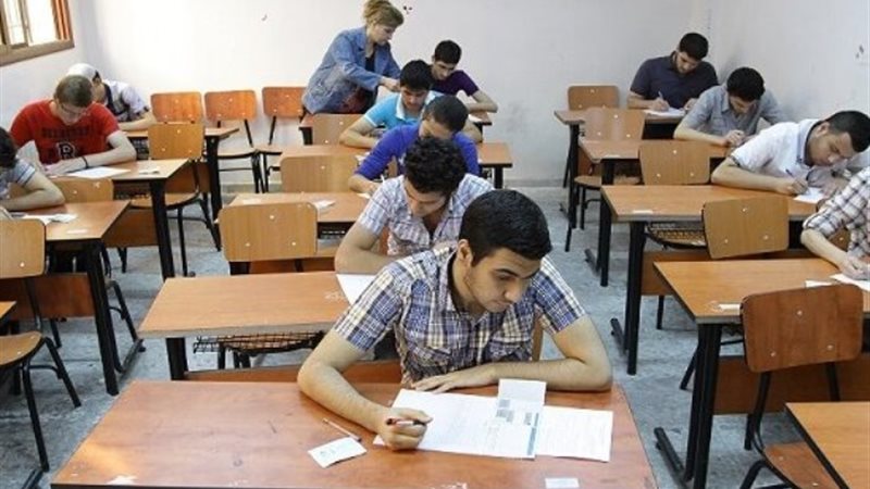 طلاب الثانوية العامة