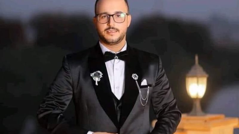 طبيب سوهاج معتز عزام