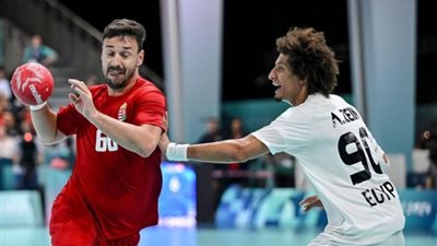 «لا تفكروا في الميدالية»، علي زين يحذر لاعبي منتخب اليد بعد الفوز على المجر