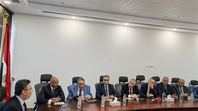 التموين تُشكل لجنة لتوفير السكر بالأسواق وإقرار سعر عادل لمزارعي البنجر