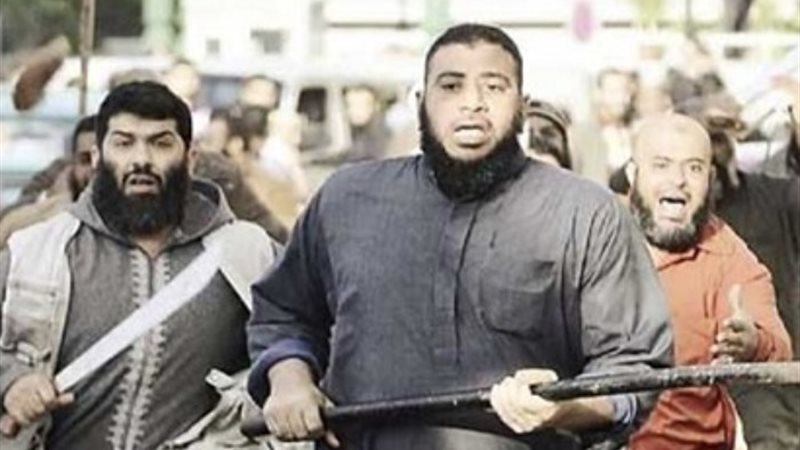 معركة سلفية شرسة لتقسيم الكفر والإيمان على منتمي الأزهر الش