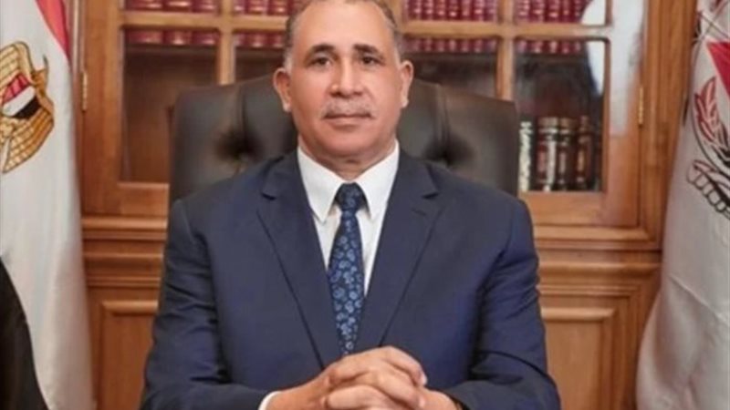 نقيب المحامين