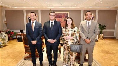 وزير الإسكان: تحفيز الاستثمارات بمدن الجيل الرابع لتكون مركزا للريادة
