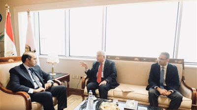 المستشار محمود فوزي يلتقي بوزير التعليم العالي لبحث عدد من الملفات