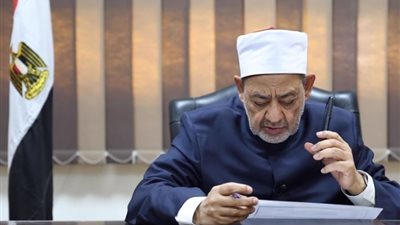 شيخ الأزهر يهنئ فلسطينية على نجاحها، والطالبة: 
