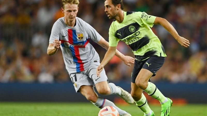 برشلونة ومانشستر سيتي