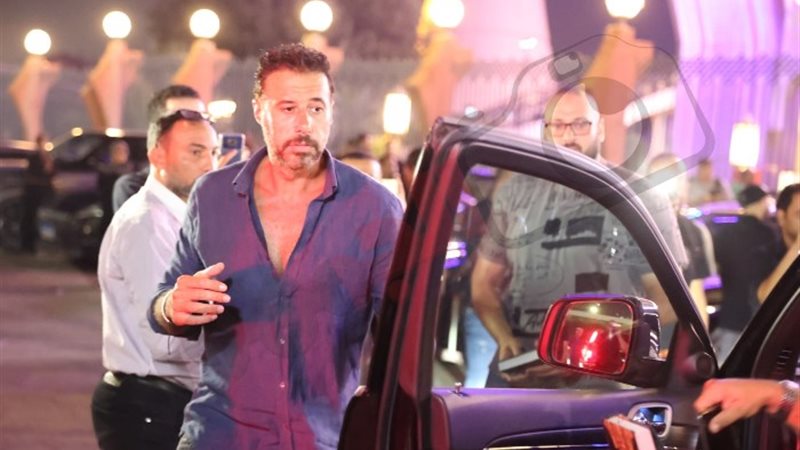 نجوم الفن في عزاء المنتجين الأربعة