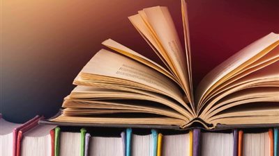 ضبط 1279 نسخة من كتب دراسية خارجية منسوخة في الجيزة