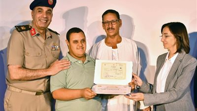 إدارة التجنيد والتعبئة تنظم مراسم إنهاء المواقف التجنيدية لأبناء الوطن من ذوي الهمم