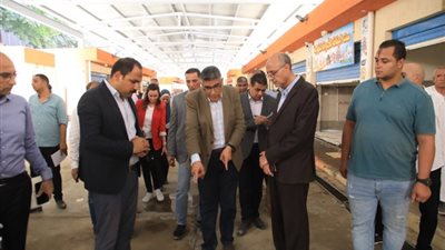 محافظ الجيزة يتفقد عددًا من الأسواق الحضارية ببولاق الدكرور والطالبية