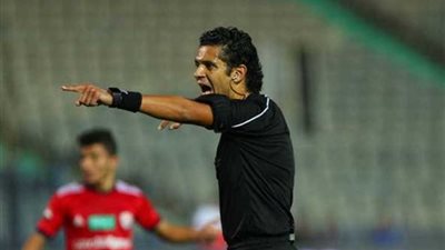 أحمد الغندور حكمًا لمباراة المصري والبنك الأهلي في كأس مصر