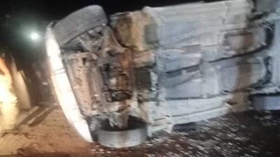 مصرع شخص وإصابة 3 أشخاص آخرين إثر انقلاب سيارة ملاكي بأسيوط