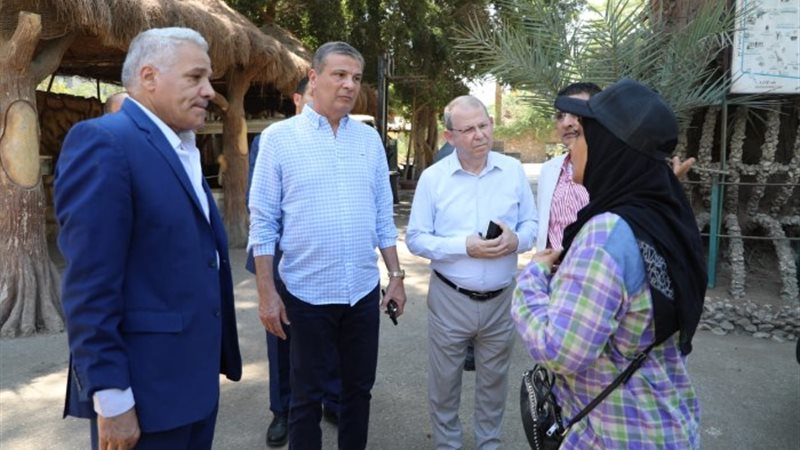وزير الزراعة يتفقد تطوير حديقة الحيوان
