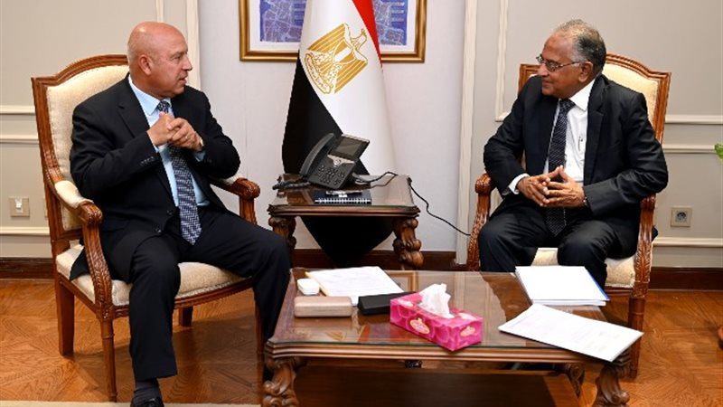 الفريق كامل الوزير مع بى اس جايارامان رئيس مجلس إدارة الشرك