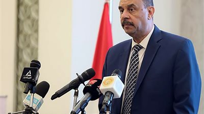 محافظ سوهاج يجري حركة تغييرات مفاجئة في المحليات