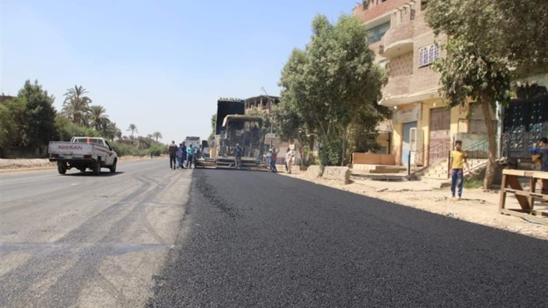 رصف وتطوير طريق 21 الرئيسي