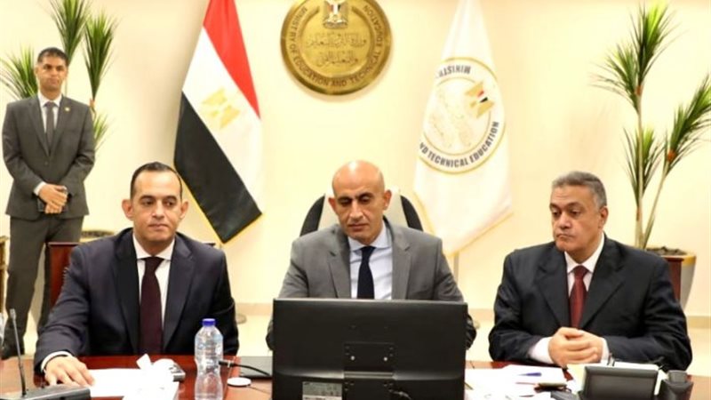 محمد عبد اللطيف، وزير التربية والتعليم والتعليم الفني
