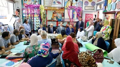 وزير التعليم يناقش مع معلمي الإسكندرية سبل تطوير أداء المعلم
