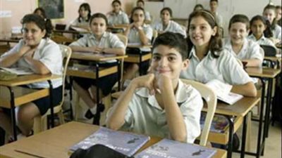 بعد إعلان خطة التطوير، ما مصير مناهج وطلاب الإعدادية؟