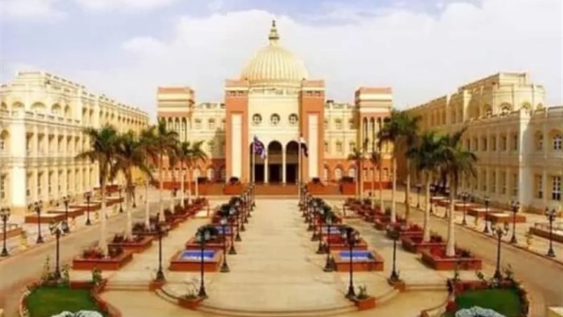 مصاريف الجامعة البريطانية