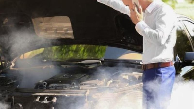 علامات تدل على تلف محرك السيارات