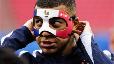 كيليان مبابي يطالب باريس سان جيرمان بـ55 مليون يورو