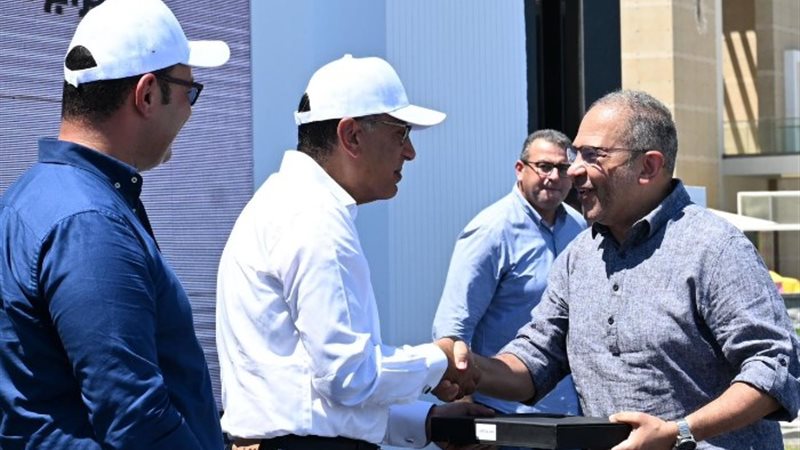 جانب من احتفالية تسليم الوحدات السكنية للمواطنين