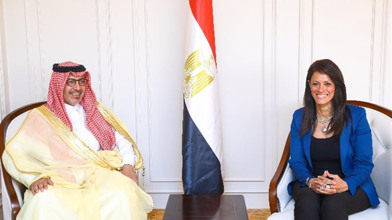 الدكتورة رانيا المشاط والسفير صالح بن عيد الحصيني