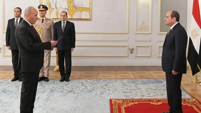 الرئيس السيسي يشهد أداء اليمين القانونية لرئيس هيئة قضايا الدولة الجديد
