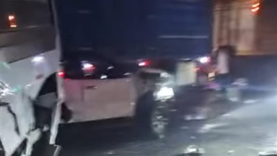 تصادم 12 سيارة في حادث مروع أعلى الطريق الدائري بالجيزة (فيديو وصور)