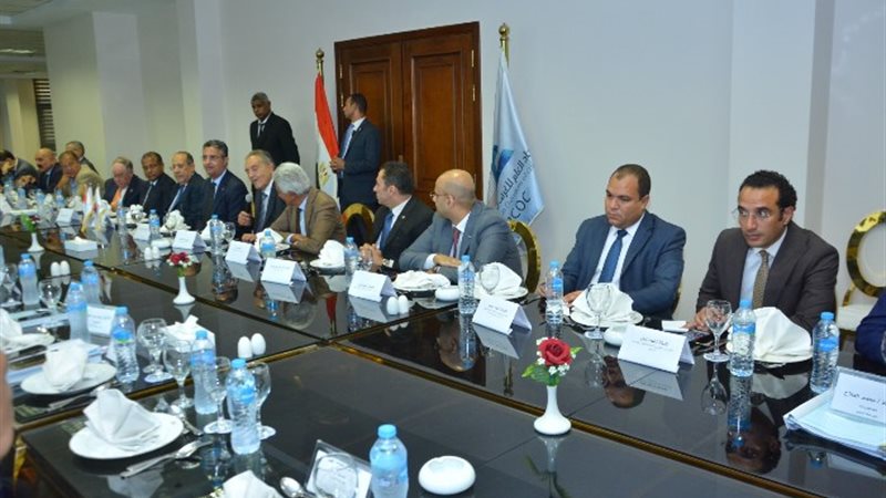 وزير التموين