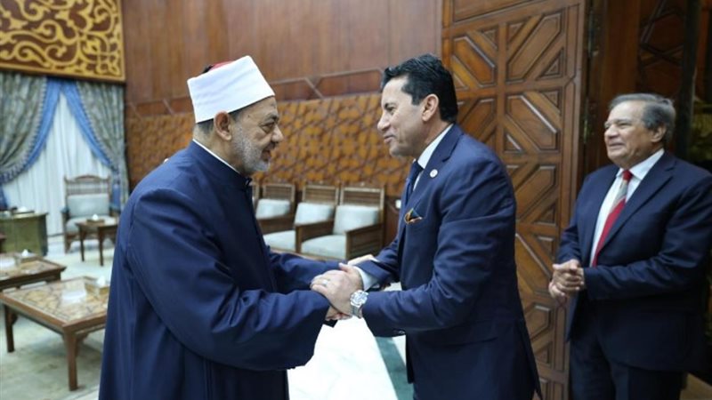شيخ الأزهر يستقبل ضيوف المؤتمر الكشفي العالمي