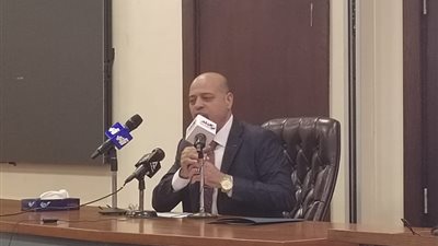 وزير العمل للصحفيين: نستهدف استعادة الثقة بين الوزارة والمواطن