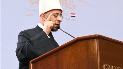 وزير الأوقاف: المرأة الفلسطينية في مقدمة نساء العالم صبرًا وتحملًا وصمودًا