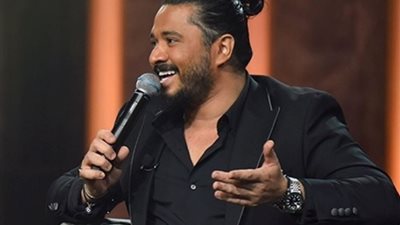 العروسة أغرب موقف لـ مصطفى حجاج قبل حفله بمهرجان القلعة اليوم