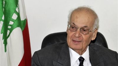 بعد وفاة رئيس الوزراء اللبناني الأسبق، 11 معلومة عن سليم الحص