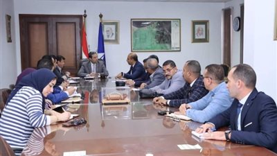 محافظ دمياط يتابع الموقف التنفيذي لمشروع المجمع المتكامل بفارسكور
