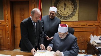 اعتماد نتيجة الدور الأول للشهادة الثانوية الأزهرية للمعاهد الخارجية بسبع دول