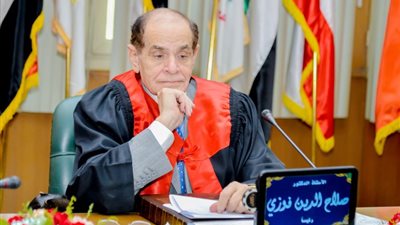 الفقيه الدستوري صلاح فوزي في حوار لـ
