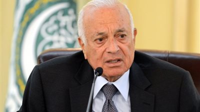 وزراء ودبلوماسيون في عزاء الدكتور نبيل العربي(صور)
