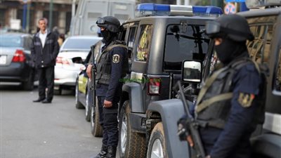 الحبس 6 أشهر لخادم لاعب بيراميدز لسرقته 30 ألف دولار