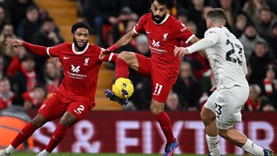 قناه مجانيه تنقل مباراة ليفربول ضد المان يونايتد في الدوري الإنجليزي 2024