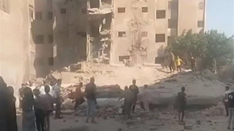 عقار الإسماعيلية المنهار